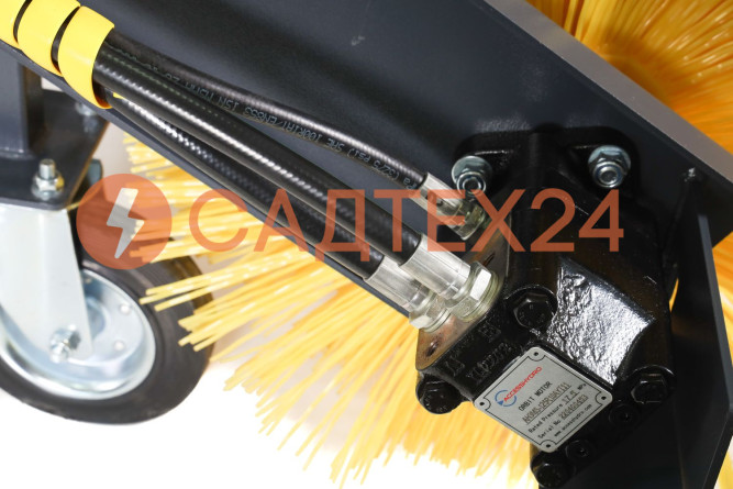 Мини-погрузчик BAUMECH ML-02, дв.Zongshen GB460E + гидравлическая щётка 115 см