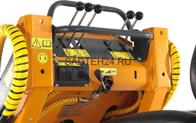 Мини-погрузчик BAUMECH ML-02, двиг. Lifan дизель