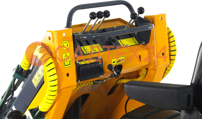 Мини-погрузчик BAUMECH ML-02, двиг. Zongshen GB460E инжектор