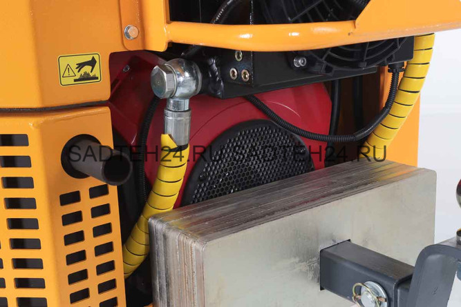 Мини-погрузчик BAUMECH ML-02 PRO, двиг. Honda GX630