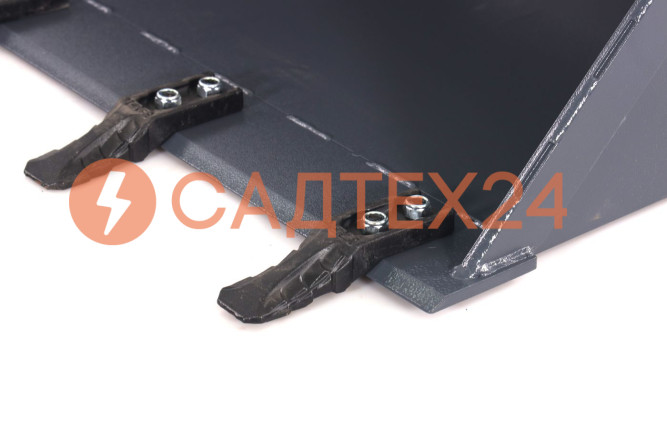 Ковш универсальный BAUMECH 90 см, с зубьями